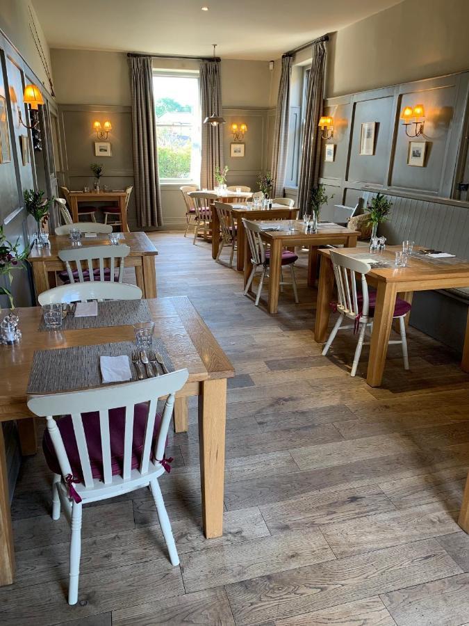 Collingwood Arms Hotel Cornhill on Tweed Eksteriør bilde